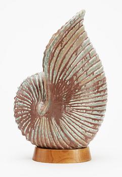 A Gunnar Nylund stoneware sculpture of a seashell, Rörstrand.