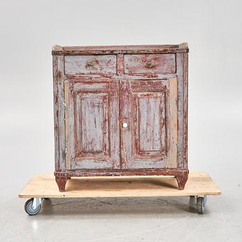 A painted pine sideboard, Jämtland, 19th Century.
