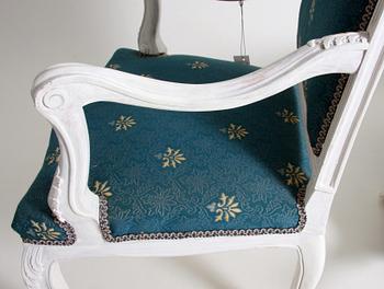 KARMSTOLAR, ett par, louis XV-stil.
