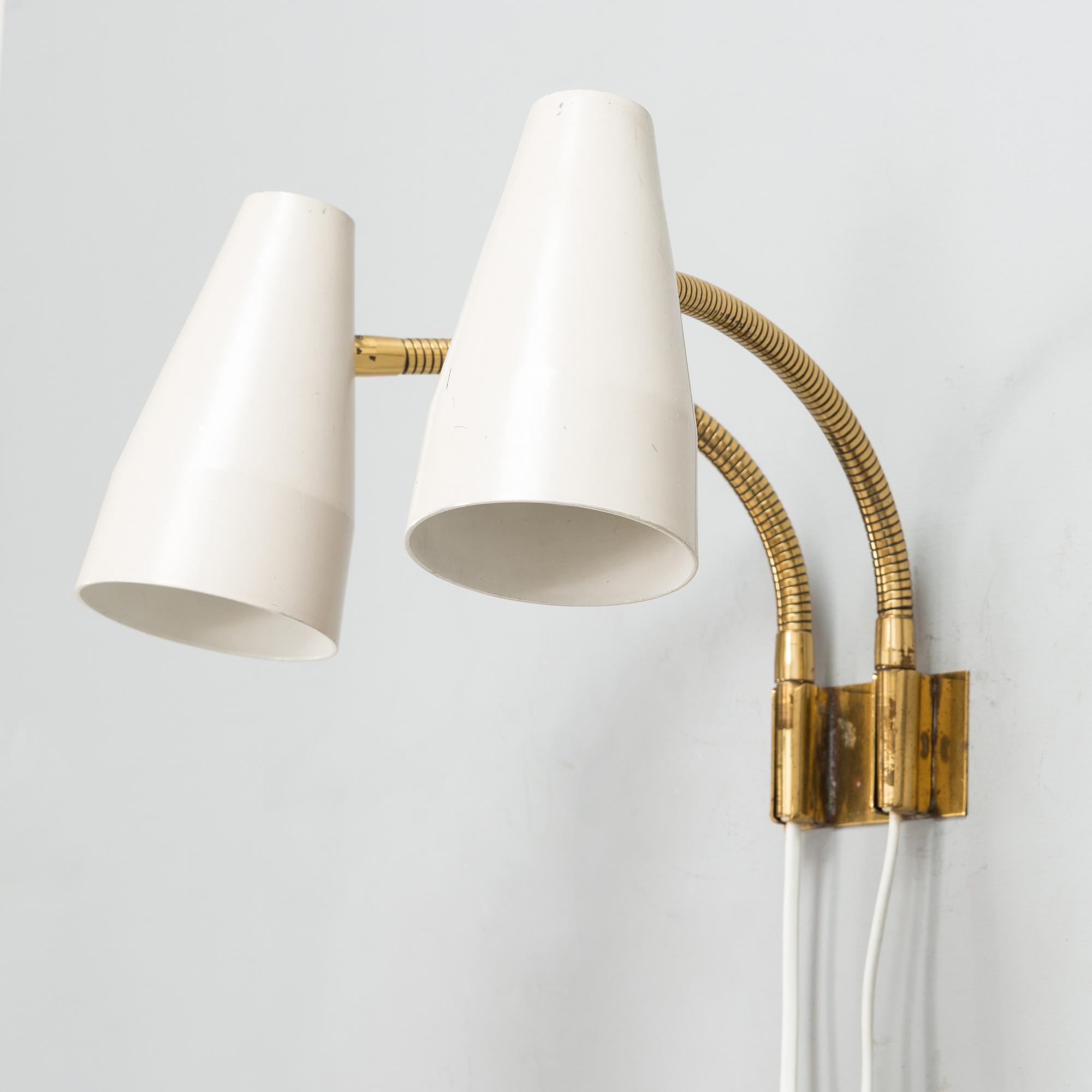 Lisa Johansson-Pape, vägglampor, ett par modell 50-056/2, Stockmann Orno 1960-tal.