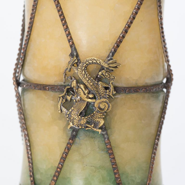 PENSELVAS, nefrit, Kina,  1900-tal.