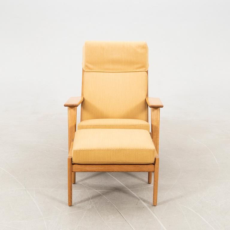 Hans J Wegner, armchair with footstool, "GE-290" Getama Gedsted, Denmark.