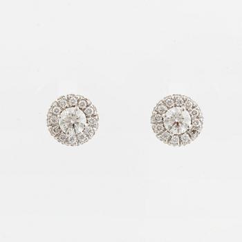 Brilliant cut diamond earrings.