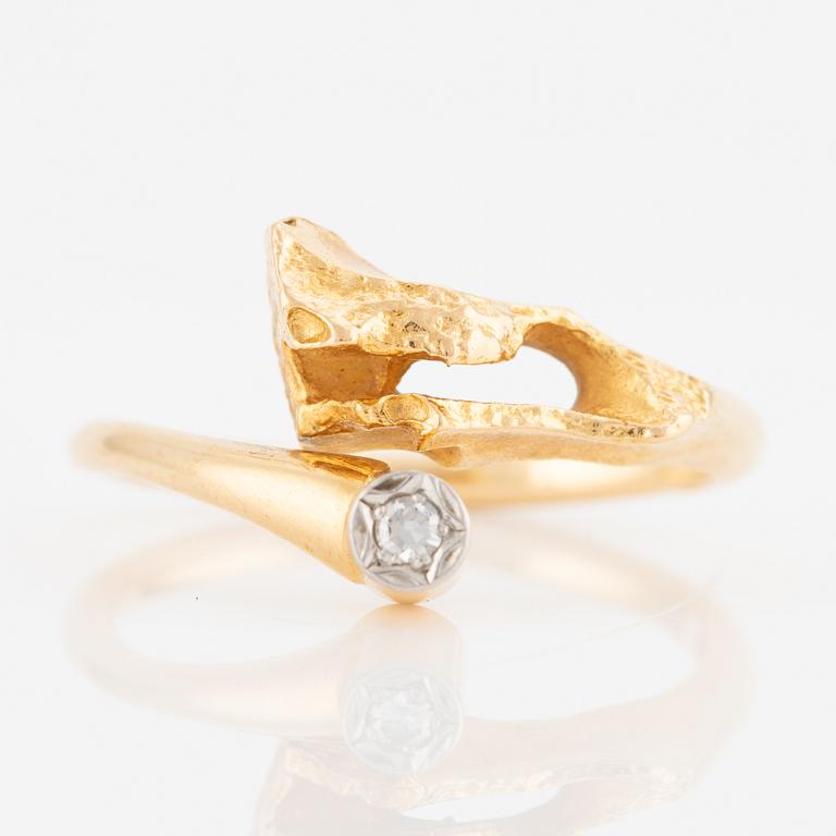 Lapponia ring, gold with an octagon-cut diamond, Finland 1977.