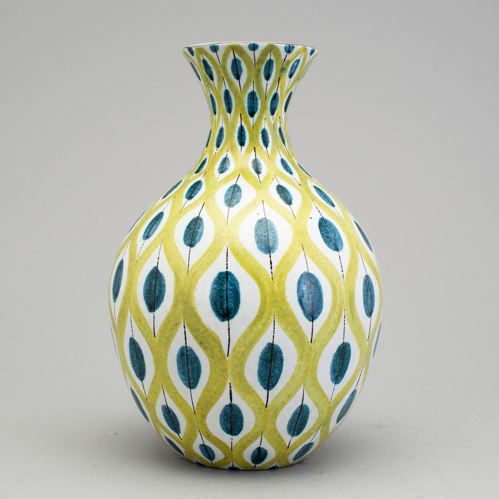 STIG LINDBERG, vas i fajans, Gustavsberg studio 1950-tal.