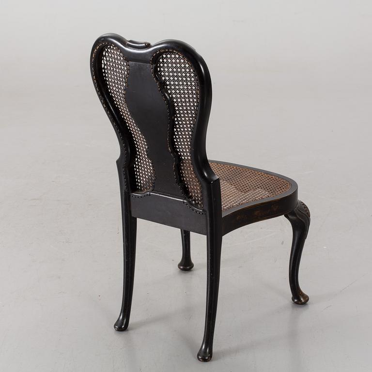 A ROCOCO STYLE CHAIR FROM CA 1900.