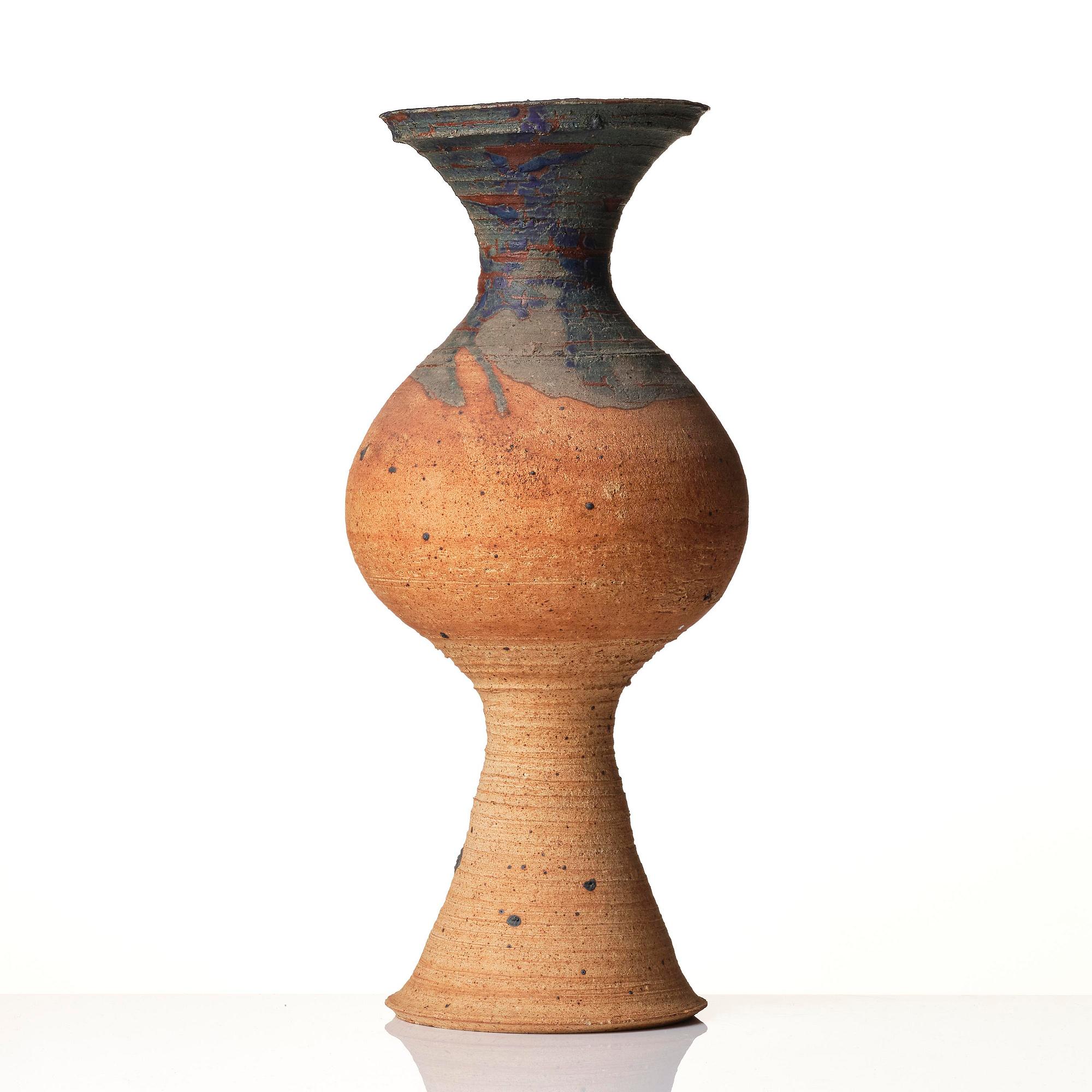 Kyllikki Salmenhaara, a chamotte stoneware floor vase, Arabia, Finland 1950s.