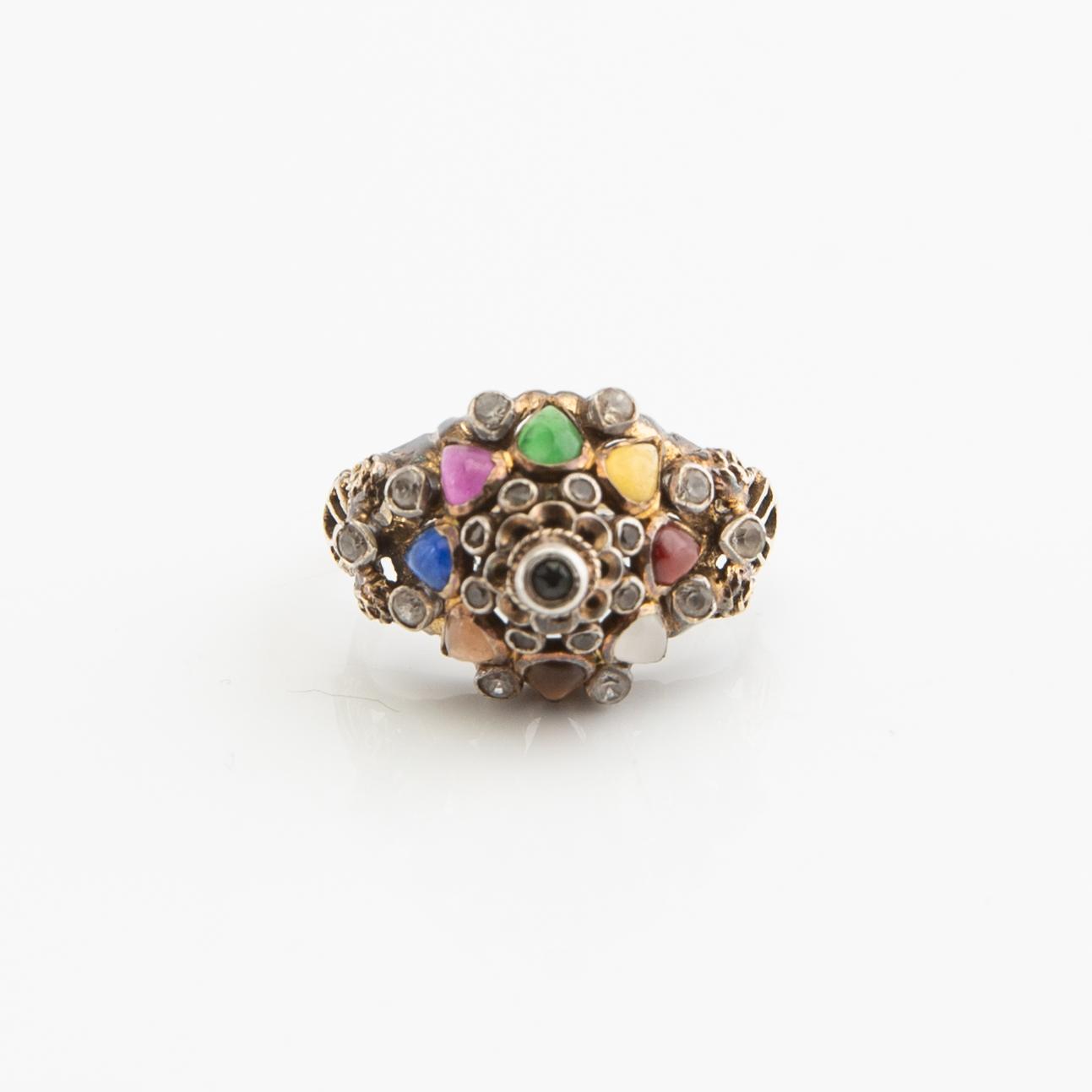 Ring, 14K gold with various coloured gemstones.
