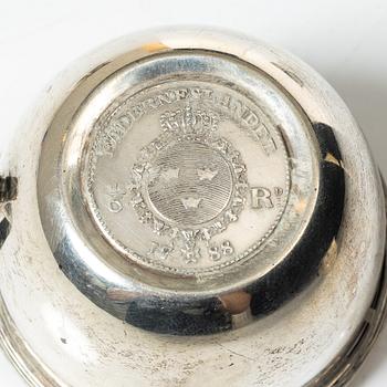 Punch cups, 6 pcs, silver, CG Hallberg, Stockholm 1917.