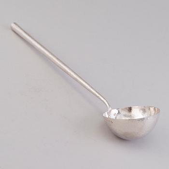 TAPIO WIRKKALA, bålskål samt slev, sterling silver, Kultakeskus, Tavastehus 1973.