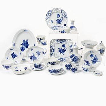 A Royal Copenhagen 'Blå blomst' part service, Denmark, 20th century. (44 pieces).
