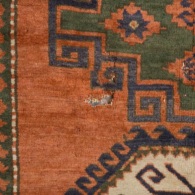 Matta, antik Lori Pambak, Kazak området, södra Kaukasus, ca 250 x 171 cm.