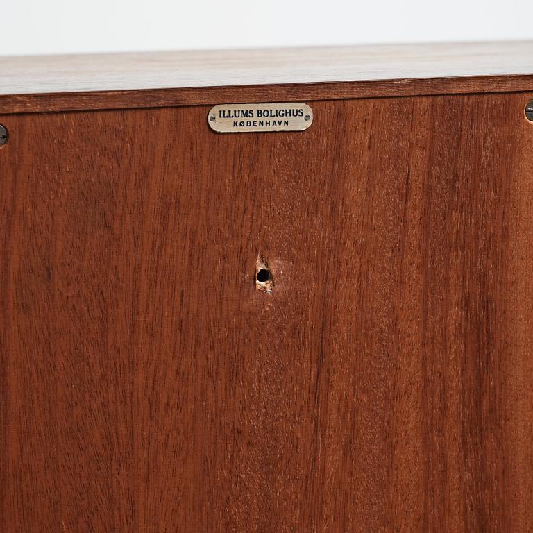 Svend Langkilde, a rosewood wall hung bar cabinet, Langkilde Møbler, Denmark 1960s.