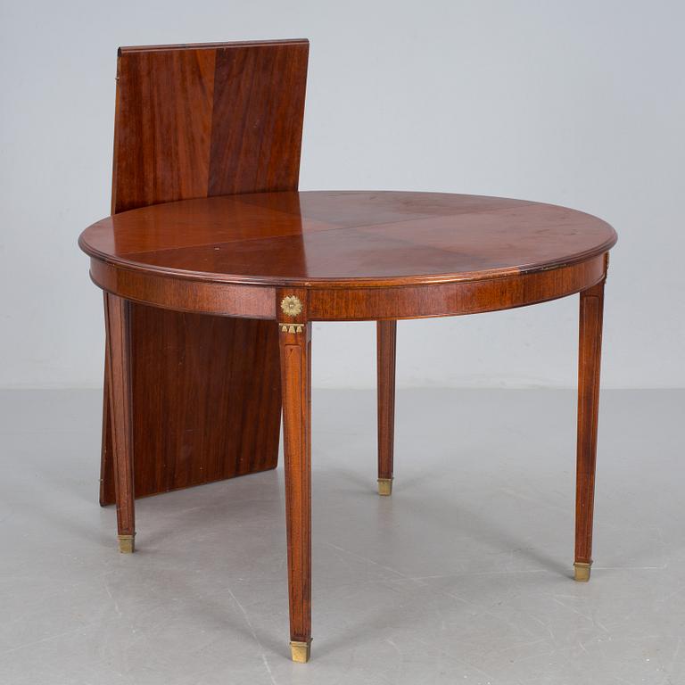 BORD, gustaviansk stil, Bräntorps, 1900-talets andra hälft.