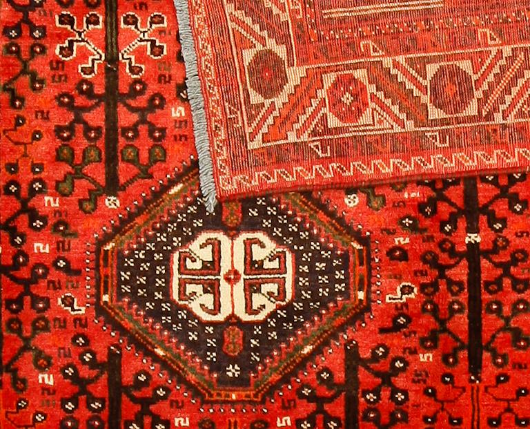 MATTA, Shiraz, ca 297 x 220 cm.