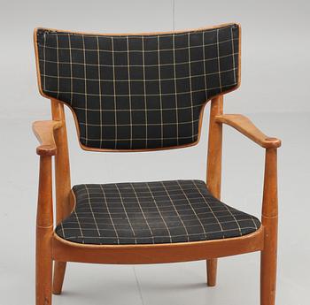 KARMSTOL, 1900-talets mitt. Danmark trol. Peter Hvidt.