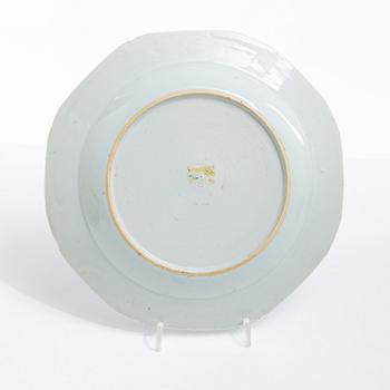 A group lot of Chinese porcelain, Qing dynasty 18/20th century.