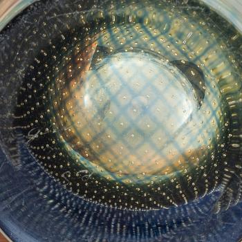 A SVEN PALMQVIST VASE FROM ORREFORS.