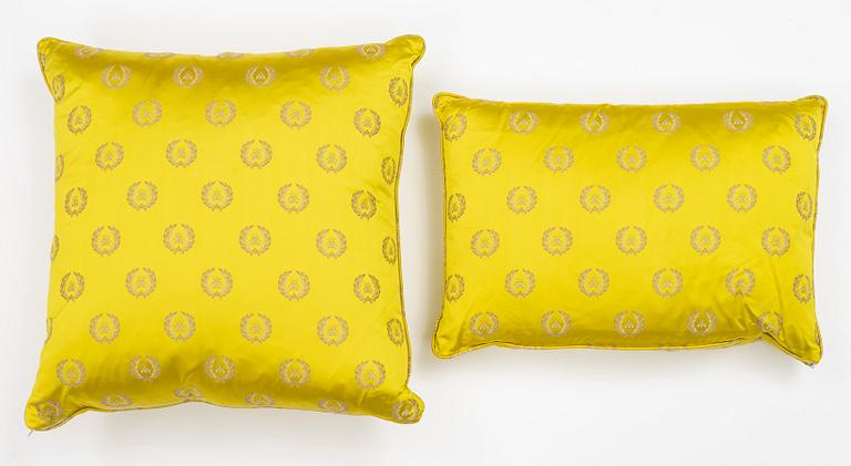 Cushions, two pieces, yellow silk from Tassinari & Chatel / Lelièvre.