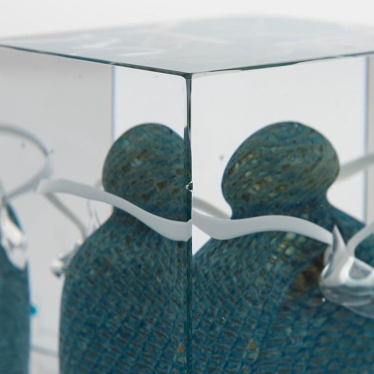 Oiva Toikka, vuosikuutio, signeerattu Oiva Toikka, Nuutajärvi 1988, numeroitu 354/2000.