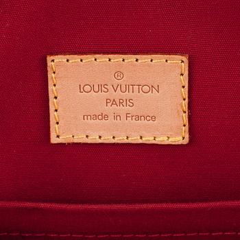 LOUIS VUITTON, a red vernis handbag, "Summit Drive".