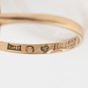 Ring, 18K guld med oval ametist.