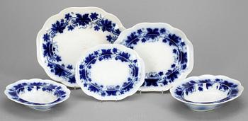 SERVIS, 64 delar, flintgods, "Vinranka", Arthur Percy, Gefle.