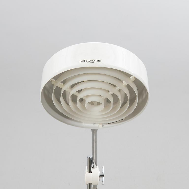Anders Pehrson, floor lamp, model 591, "Simris/Olympia", Ateljé Lyktan, Åhus.