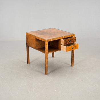 SIDOBORD/RÖKBORD, 1900-talets mitt.