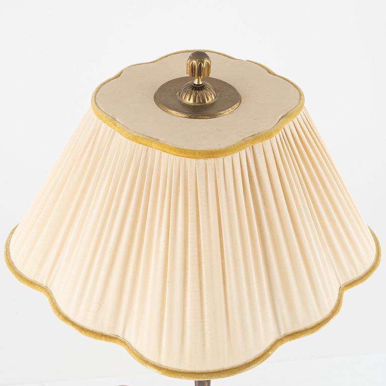 Harald Notini, a table lamp, model "6947", Arvid Böhlmarks Lampfabrik, 1920s-1930s.