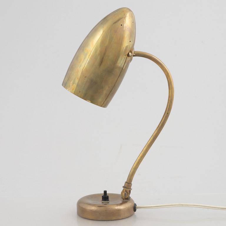 Mauri Almari, bordslampa, modell "61043", Idman, Finland, 1900-talets mitt.