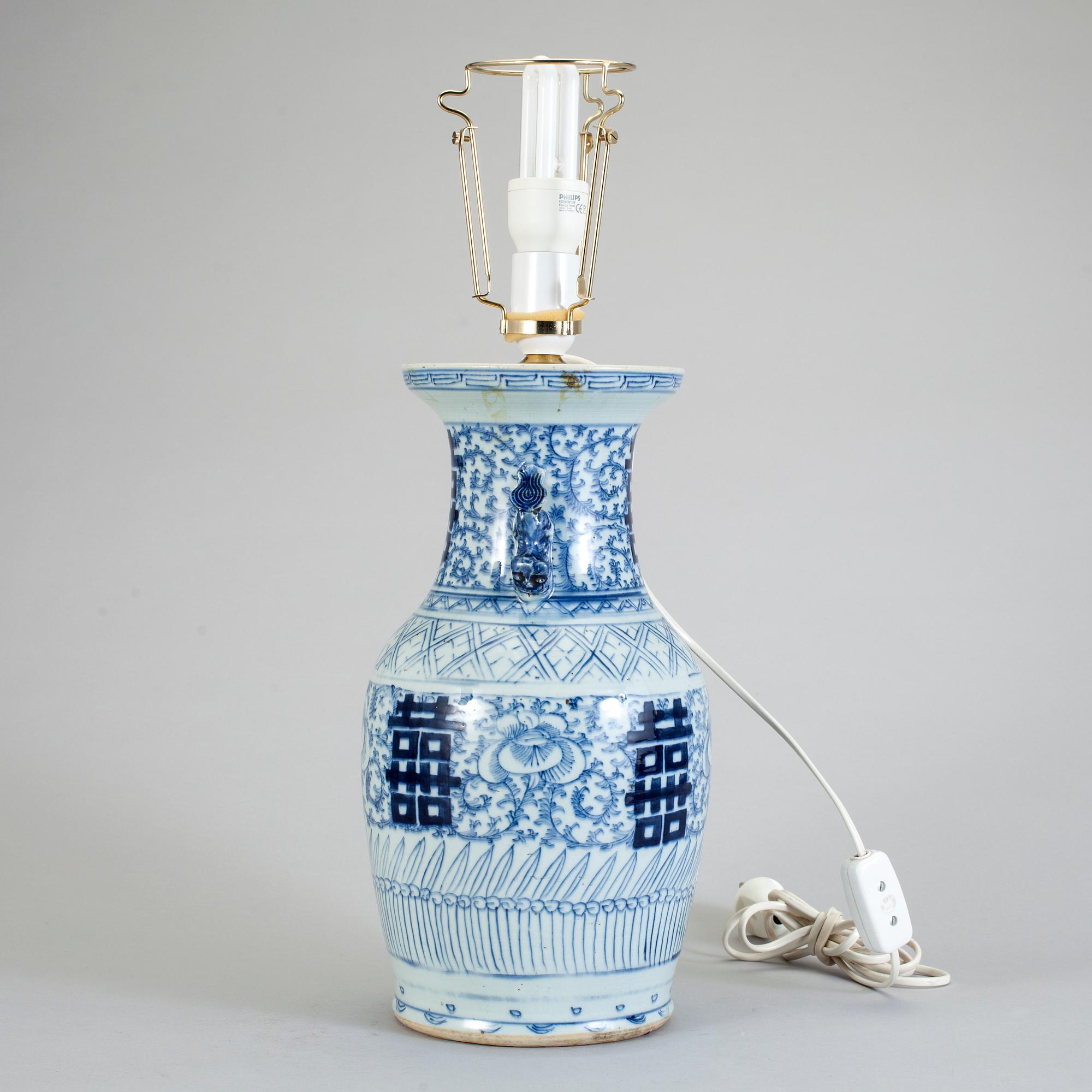 VAS, porslin, Kina, 1800-tal.