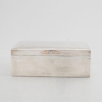 A Silver Jewellery Box by David Andersen & Co AB, Stockholm 1919.