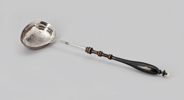 SOPPSLEV, silver, Johan Edvard Bäckström, Söderhamn, 1873. Vikt ca 55 g.