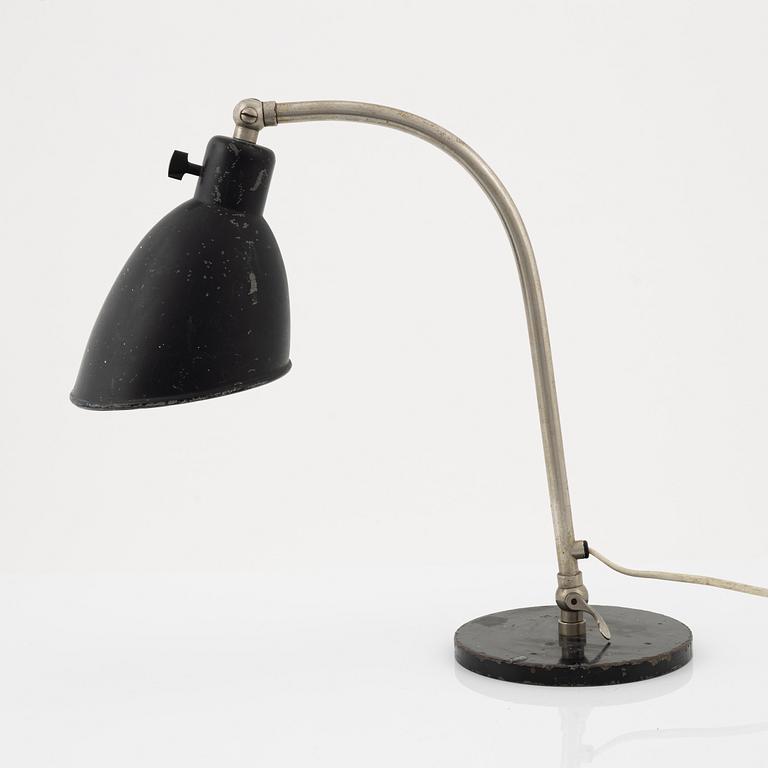 Bordslampa, modell 15102, Böhlmark. 1930-tal.