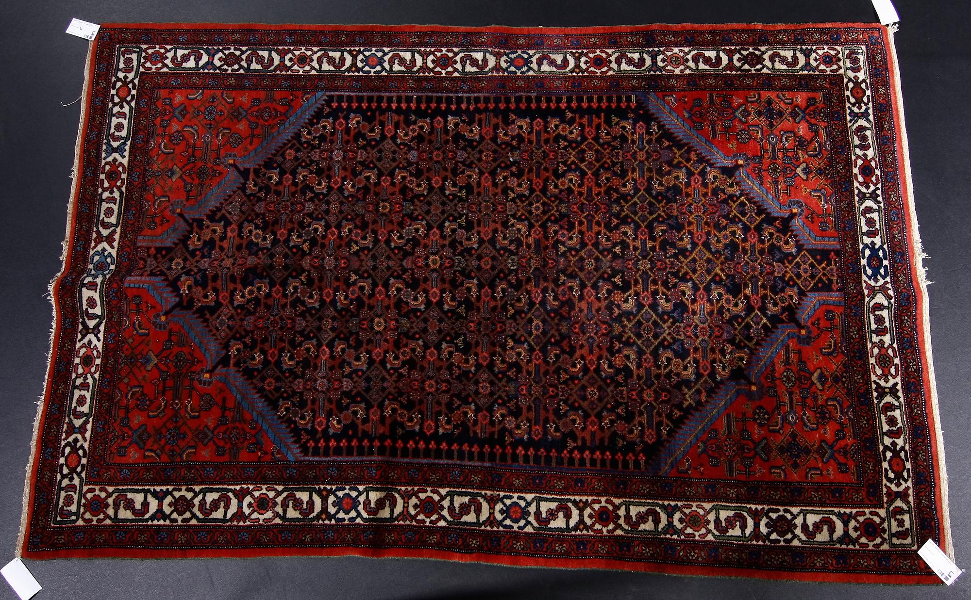 MATTA, orientalisk, ca 208 x 137.