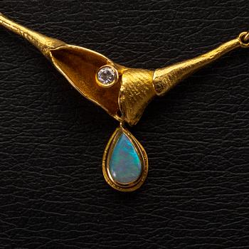 NECKLACE 18K gold 1brilliant-cut diamond approx 0,08 ct and 1 opal (probably doublet).
