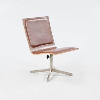 A chair, model 152, designed by Lennart Bender for Åry Stålmöbler Ab 1964.