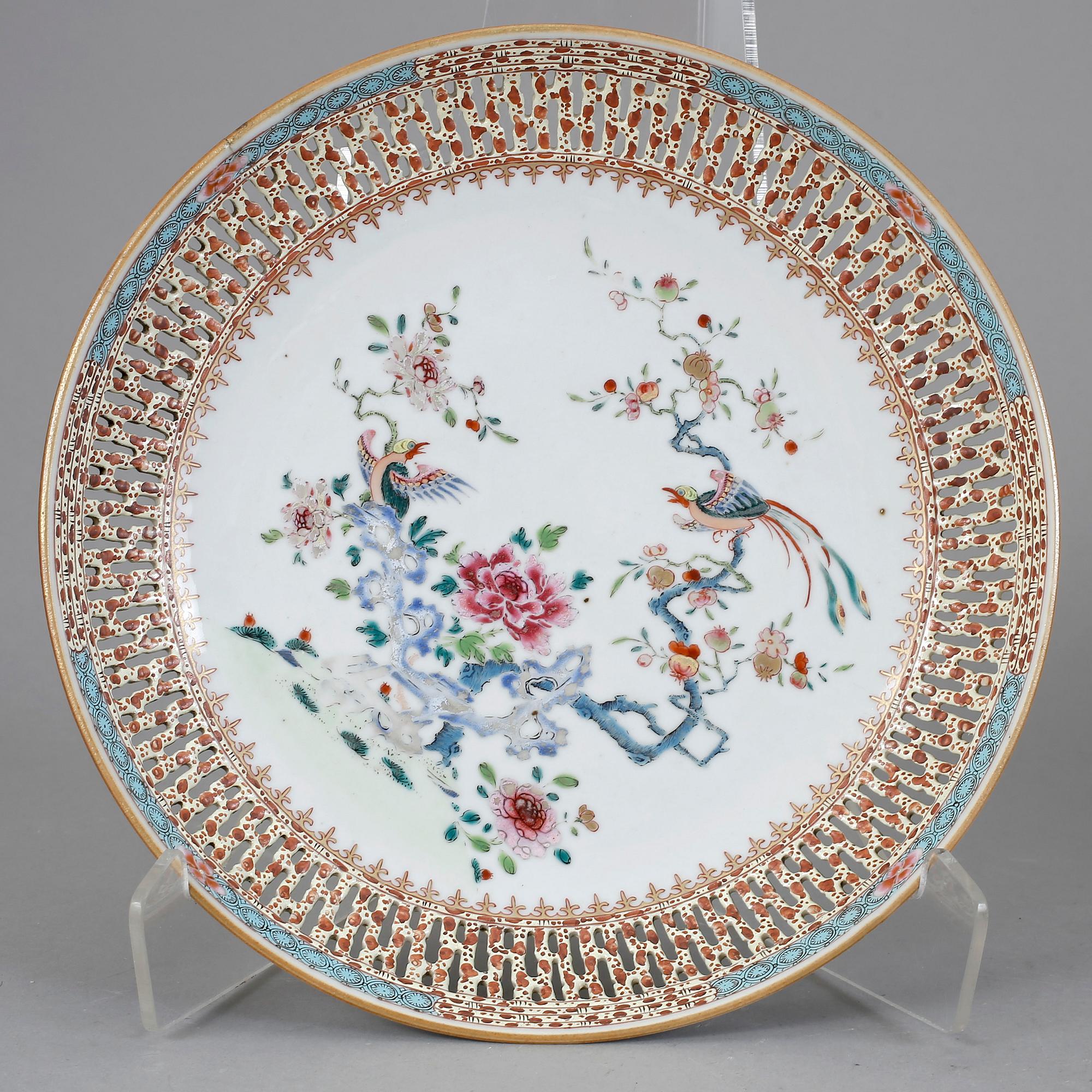 GALLERFAT, porslin, Kina, Qianlong (1736-95).