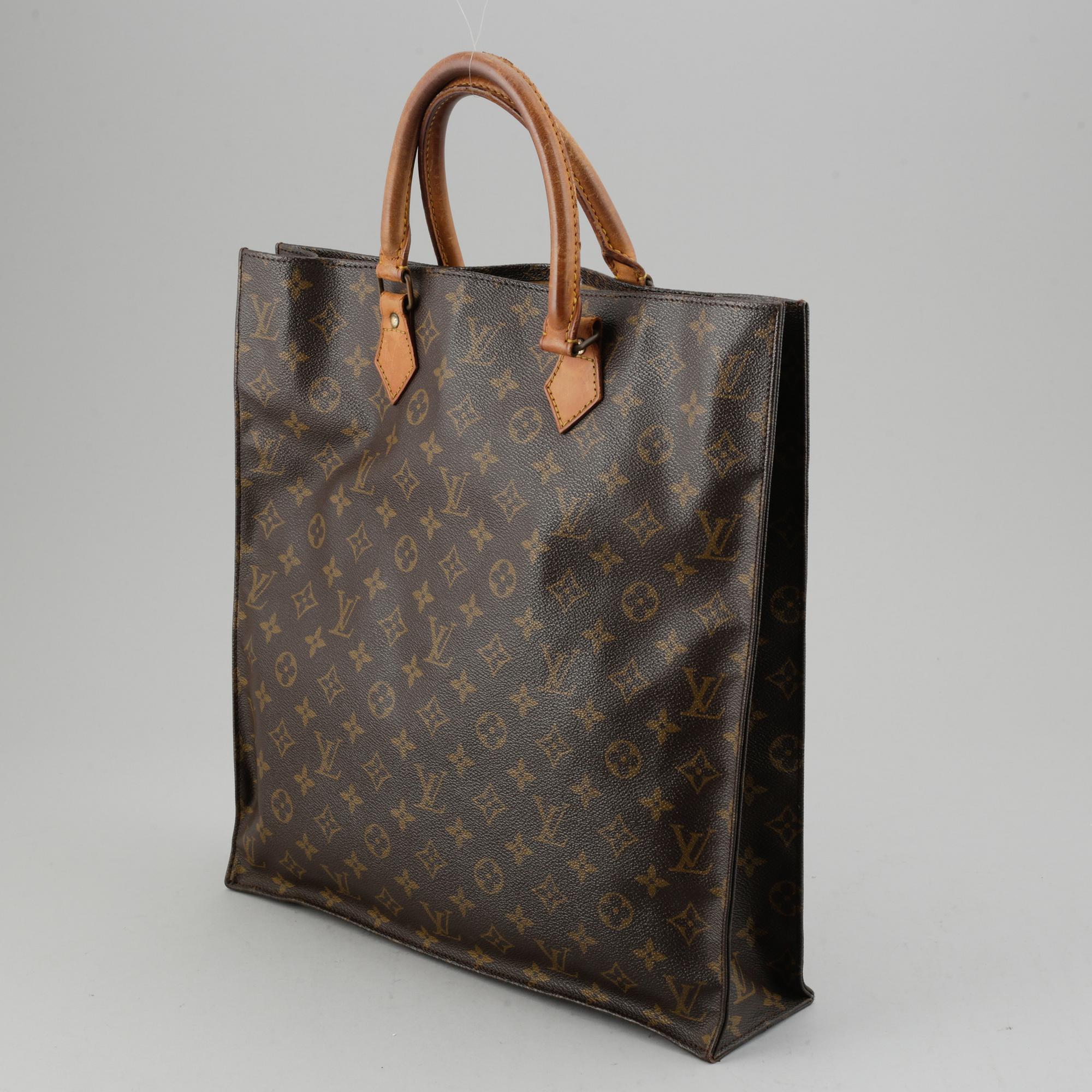 Louis Vuitton, 'Sac Plât'.