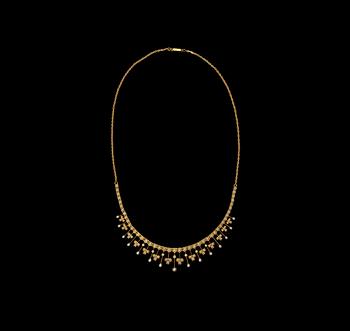 A NECKLACE, gold, orient pearls. Weight c. 19.6 g.