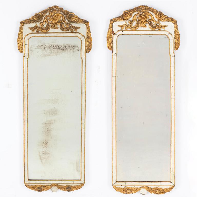 A pair of Rococo mirrors, Germany, 18th century.