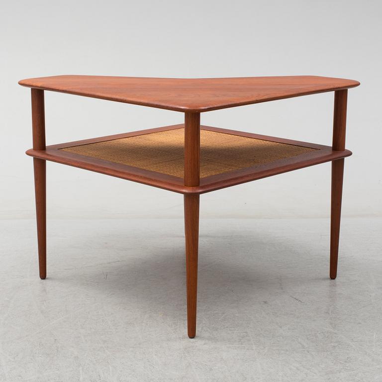 PETER HVIDT & ORLA MØLGAARD NIELSEN, "Minerva" soffbord.