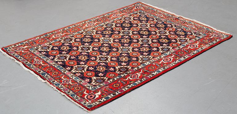 Matta, semiantik/old, Veramin, ca 213 x 146 cm.
