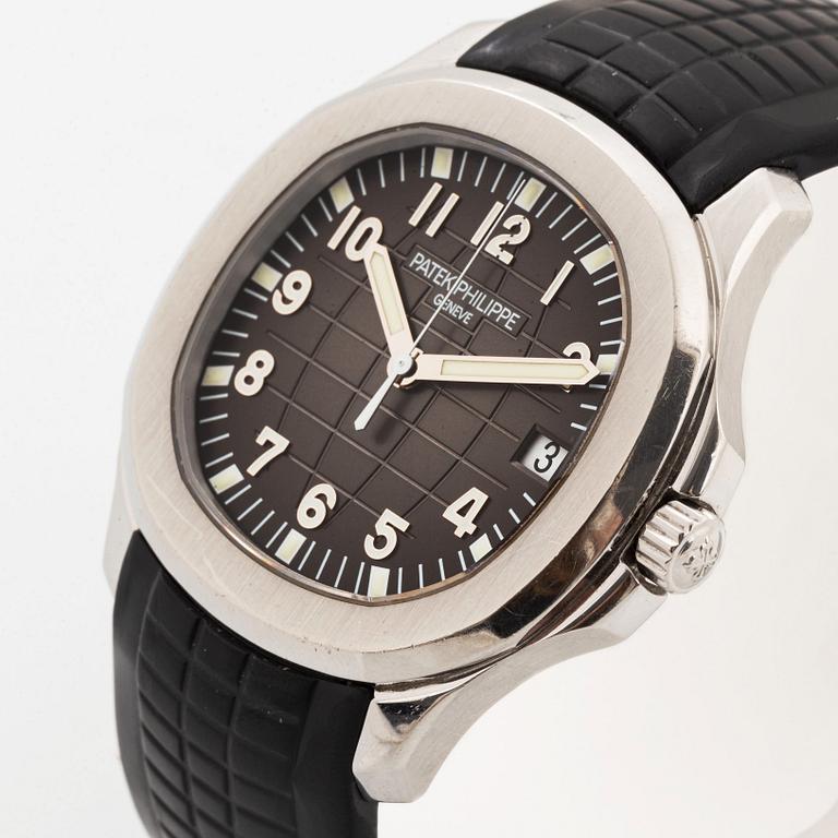 Patek Philippe, Aquanaut, "Geneva Seal".