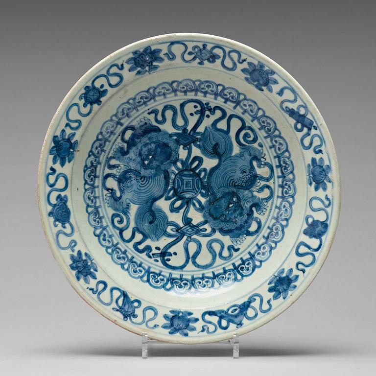 A blue and white dish, Ming dynasty, 17th Century.