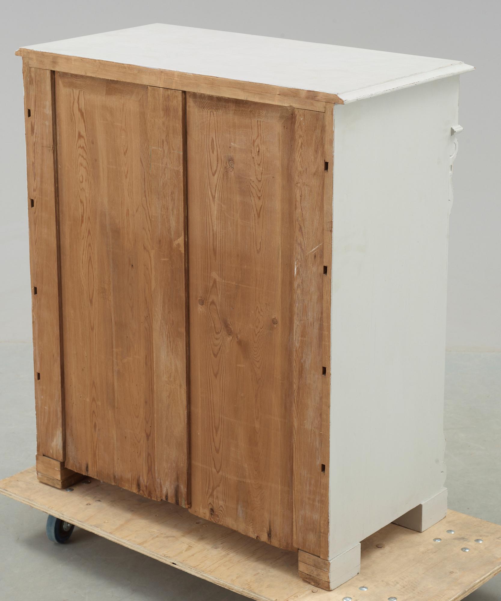 BYRÅ, nyrenässans, sent 1800-tal.