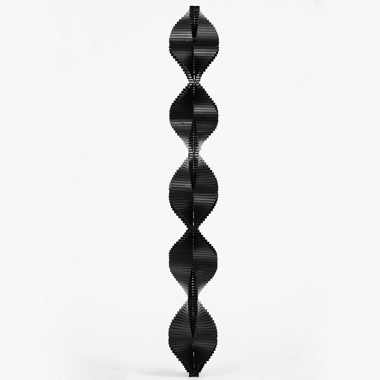Arne Jones, "Yin-Yang kolonn".