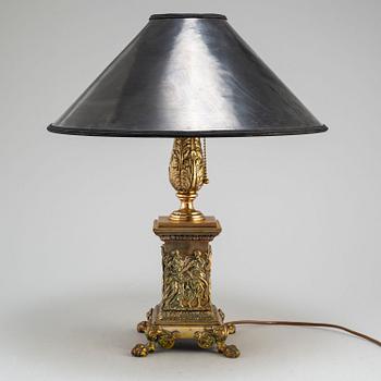 BORDSLAMPA, empirestil, 1900-talets mitt.