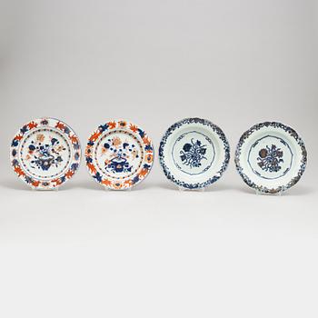 A set with four plates (2+2), Qing dynasty, Qianlong (1736-95).